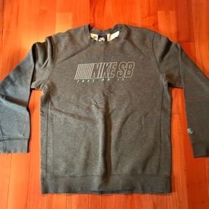 Nike Sweater